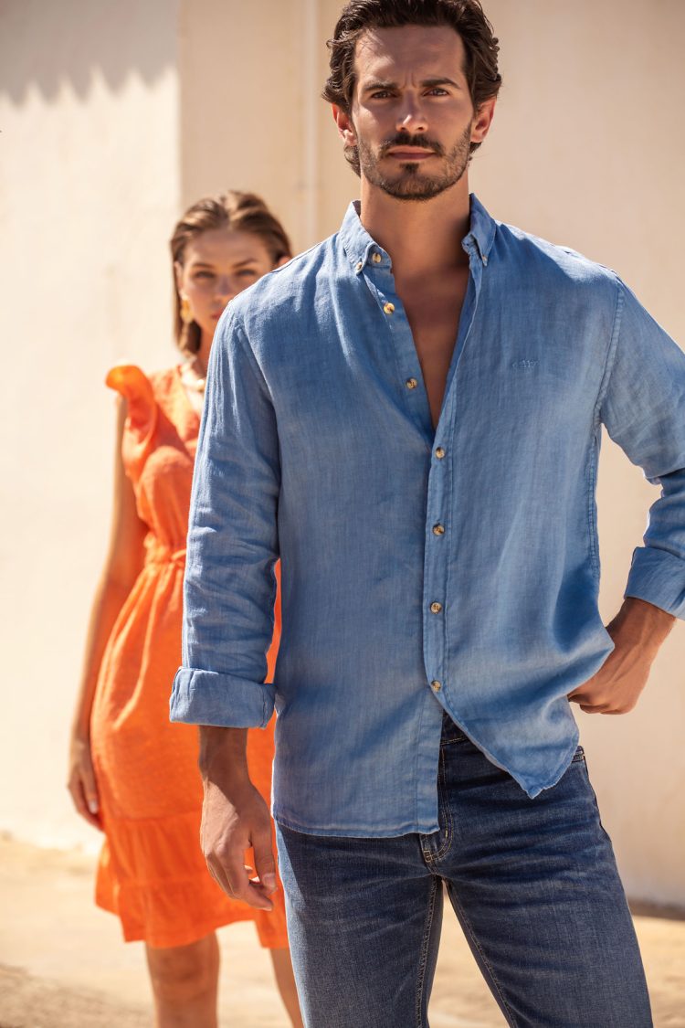 Calças de ganga, Camisa