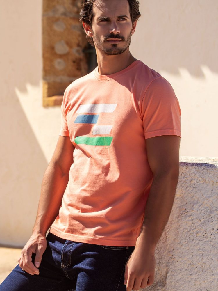Calças de Ganga, T-shirt