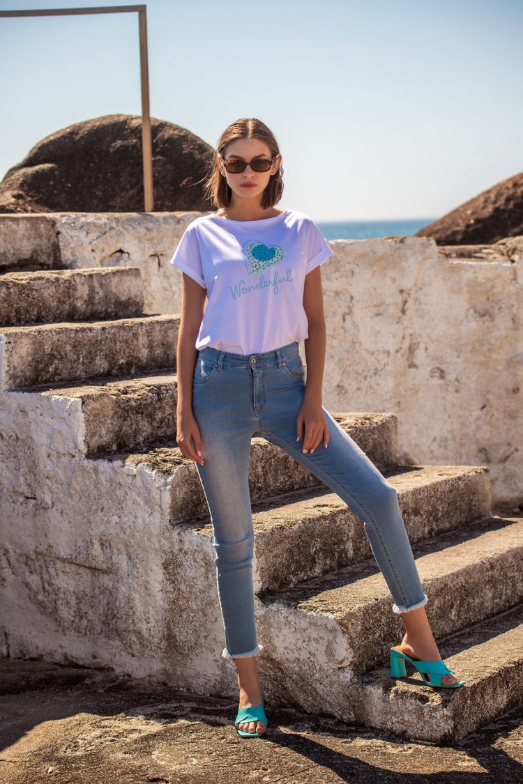 Calça de Ganga, T-shirt