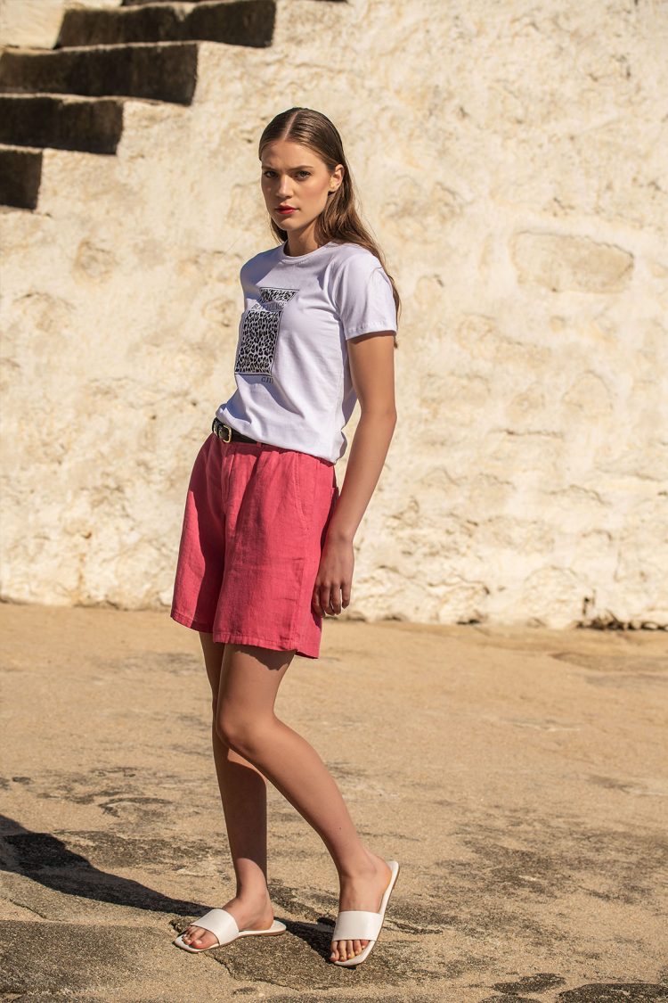 T-shirt e calção